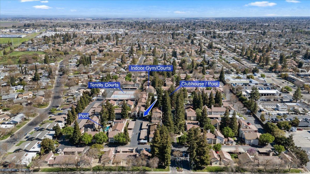 3701 Colonial Dr #23, Modesto, CA 95356