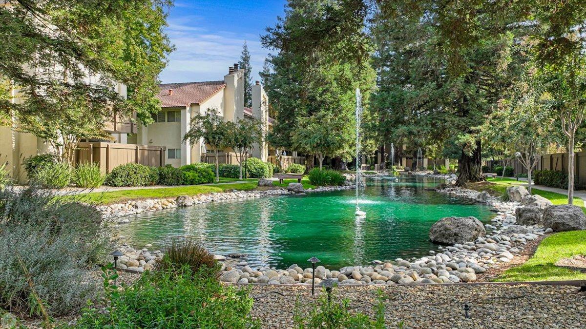 3701 Colonial Dr #23, Modesto, CA 95356