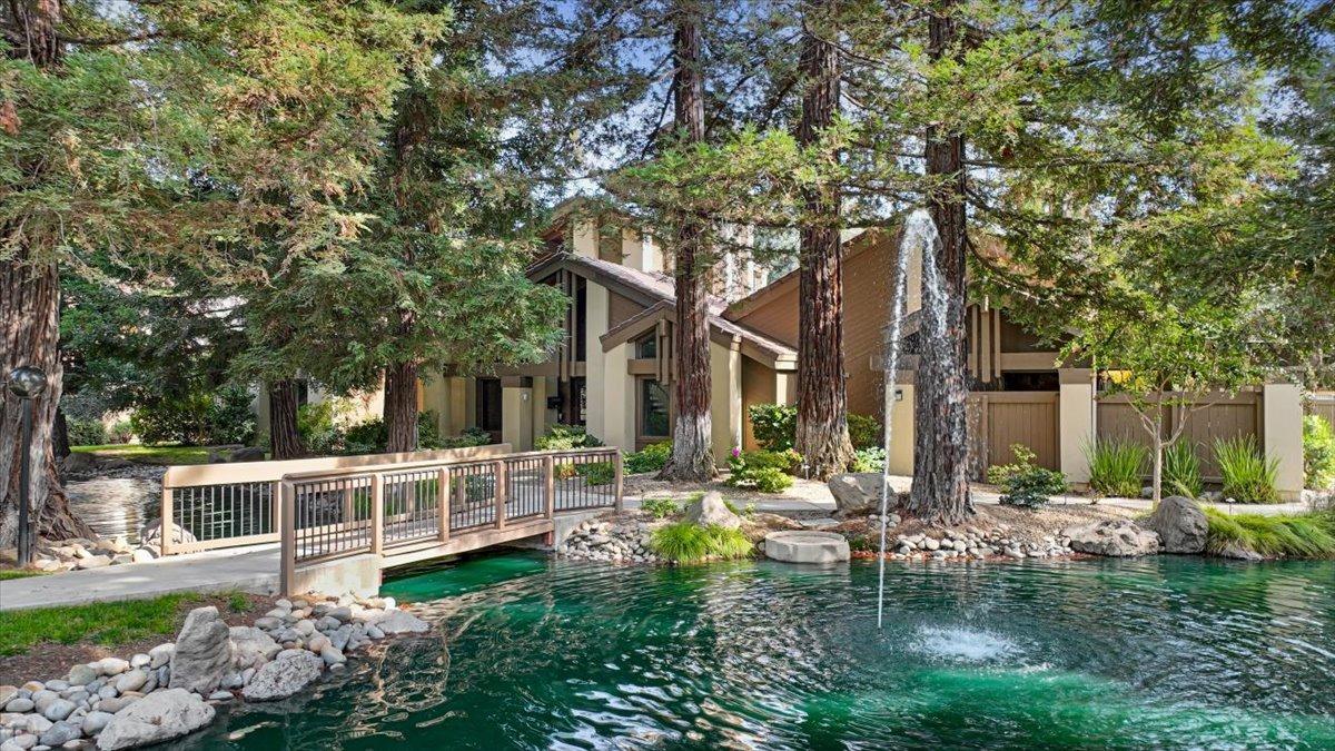 3701 Colonial Dr #23, Modesto, CA 95356