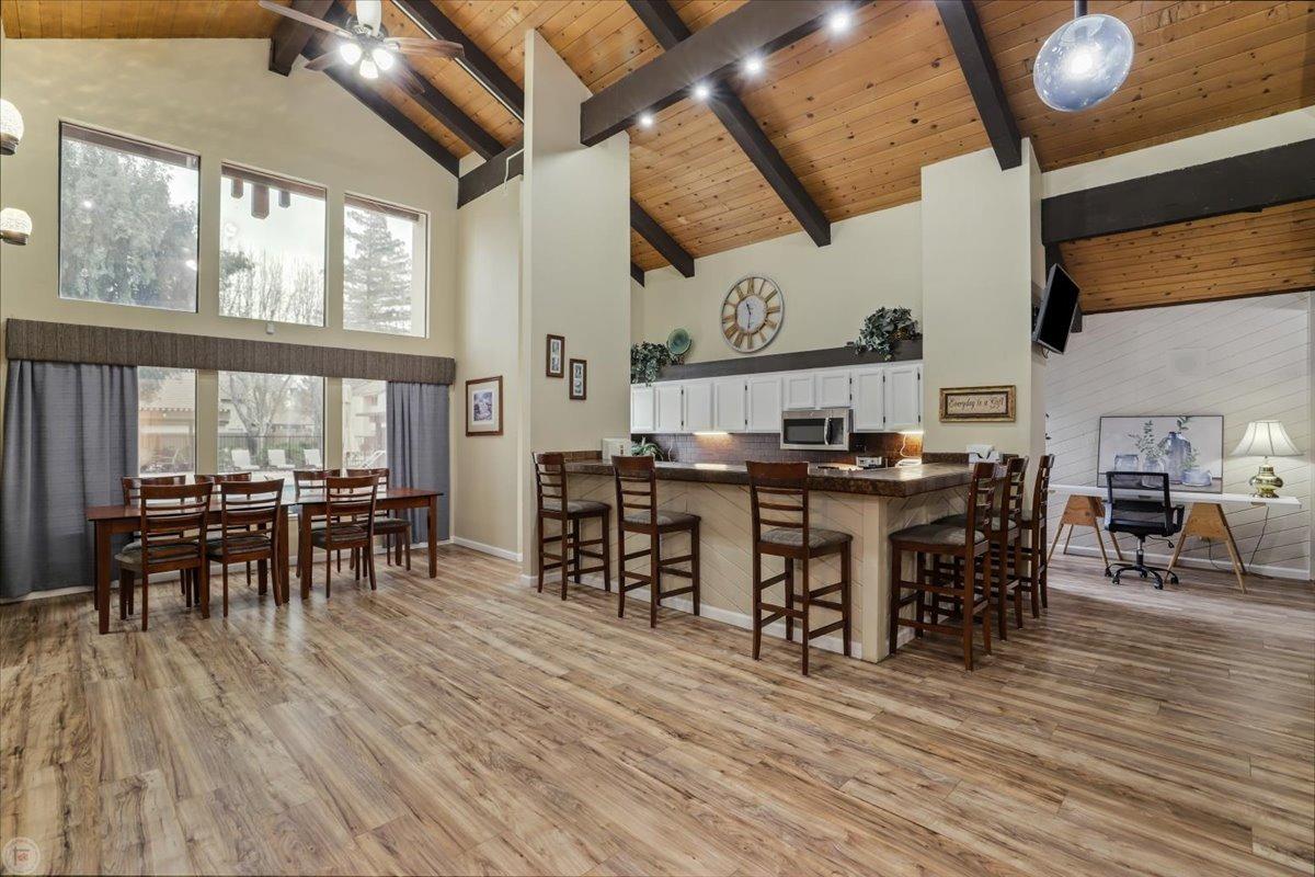 3701 Colonial Dr #23, Modesto, CA 95356