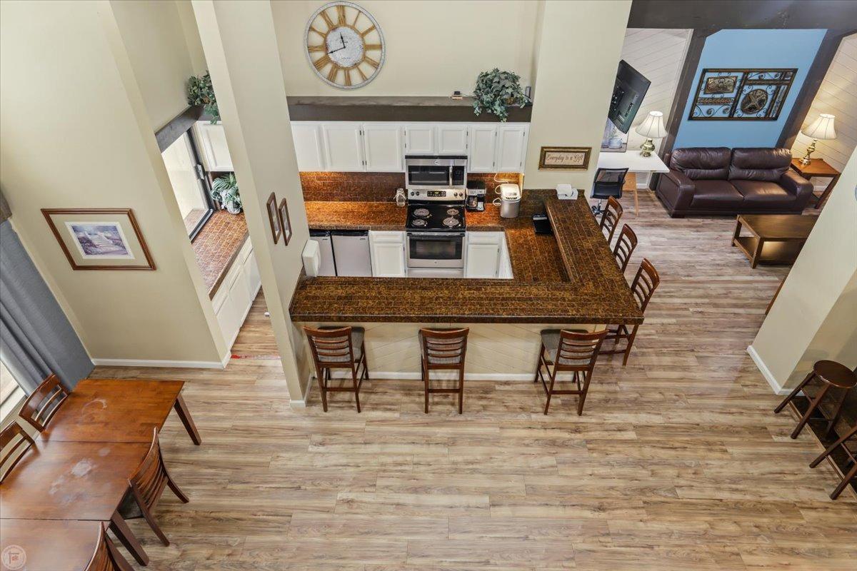 3701 Colonial Dr #23, Modesto, CA 95356