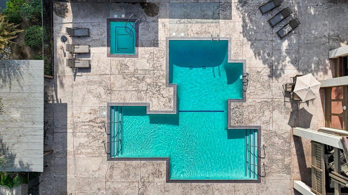 3701 Colonial Dr #23, Modesto, CA 95356