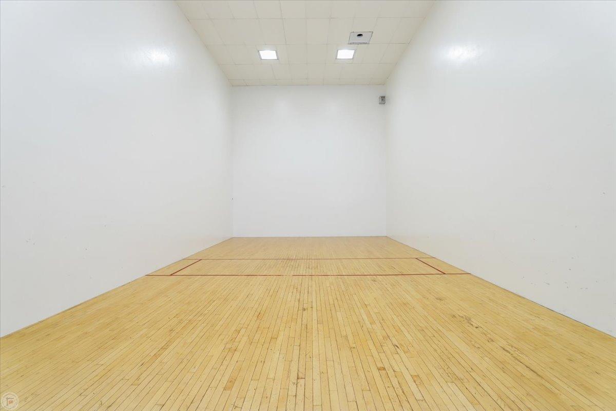 3701 Colonial Dr #23, Modesto, CA 95356