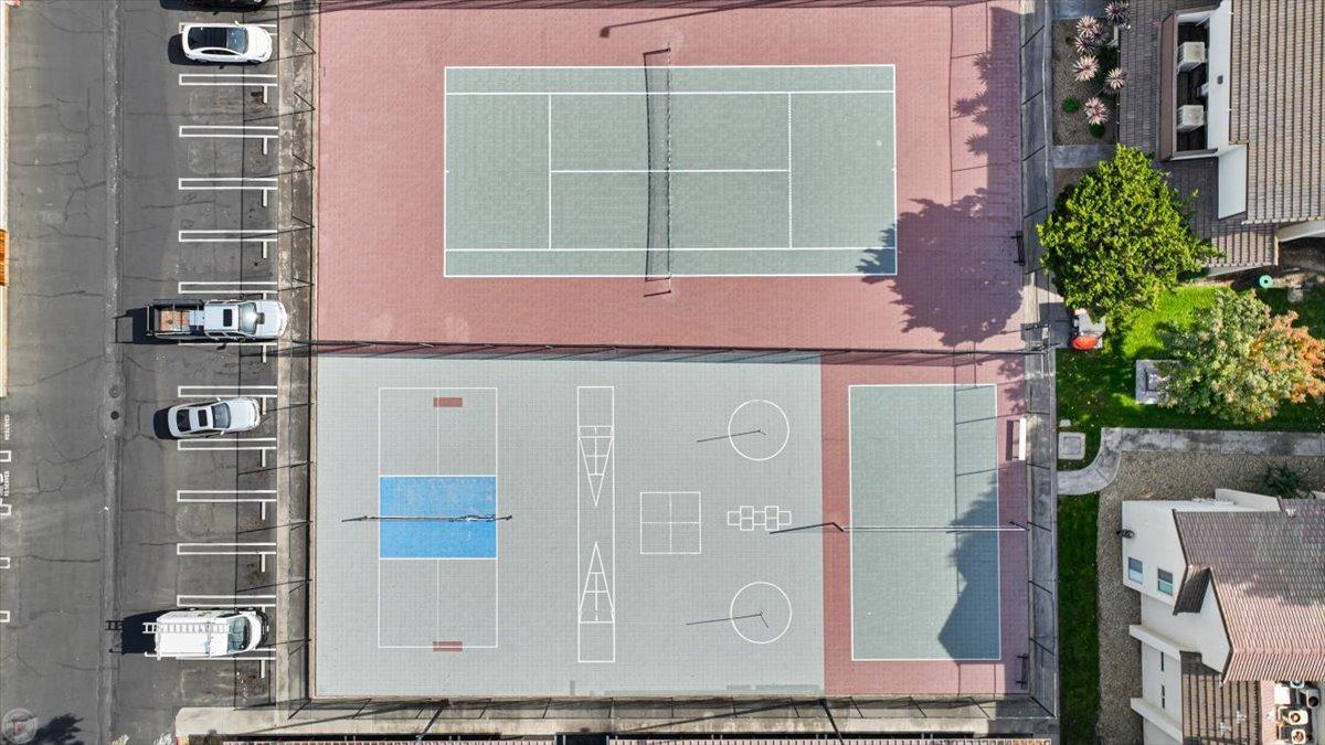 3701 Colonial Dr #23, Modesto, CA 95356