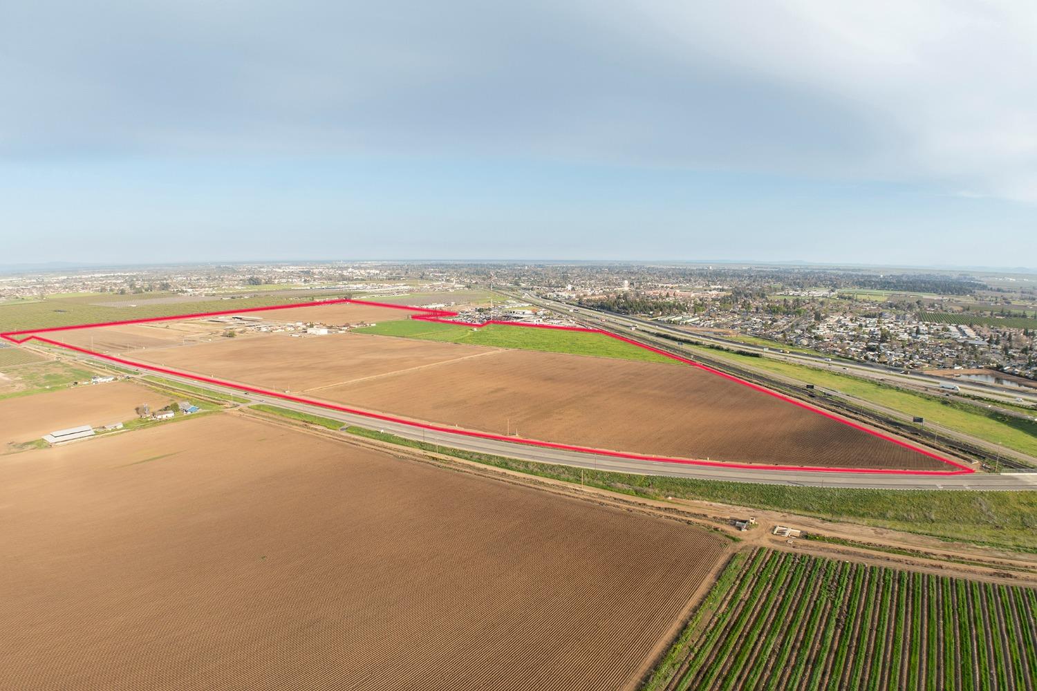 1515 E Mission Ave, Merced, CA 95341