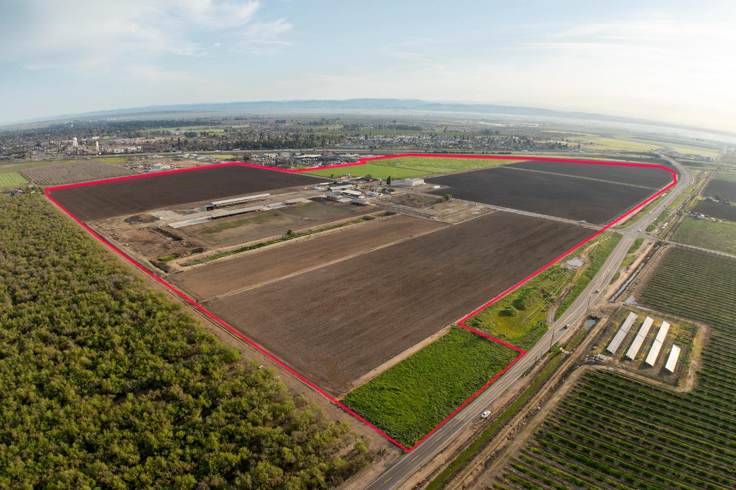 1515 E Mission Ave, Merced, CA 95341