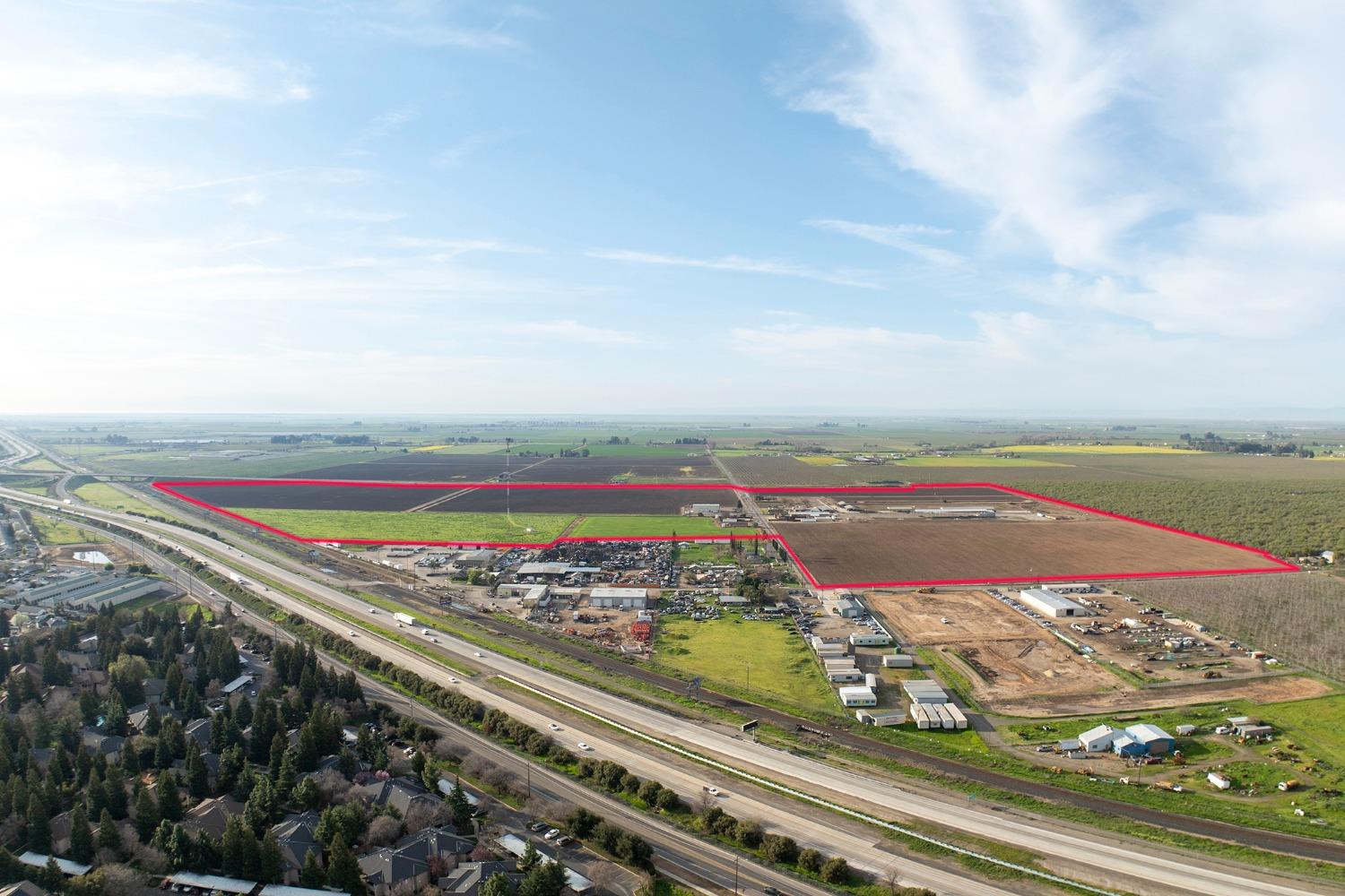 1515 E Mission Ave, Merced, CA 95341