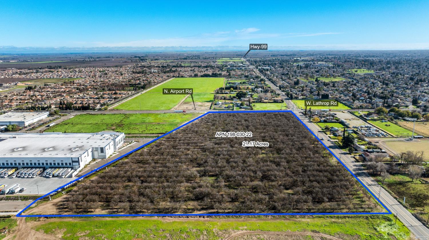 2105 N Airport Way, Manteca, CA 95336