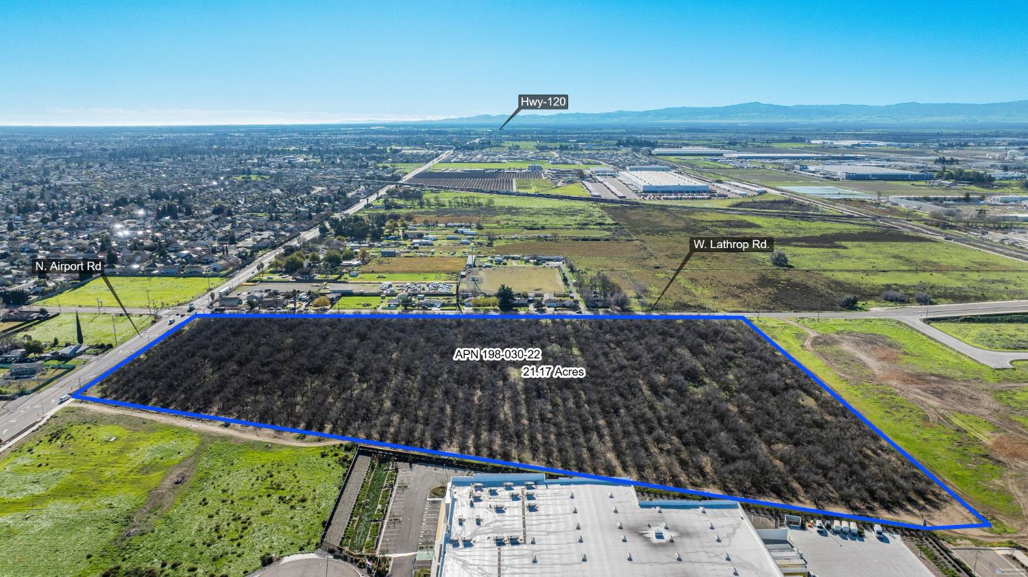 2105 N Airport Way, Manteca, CA 95336