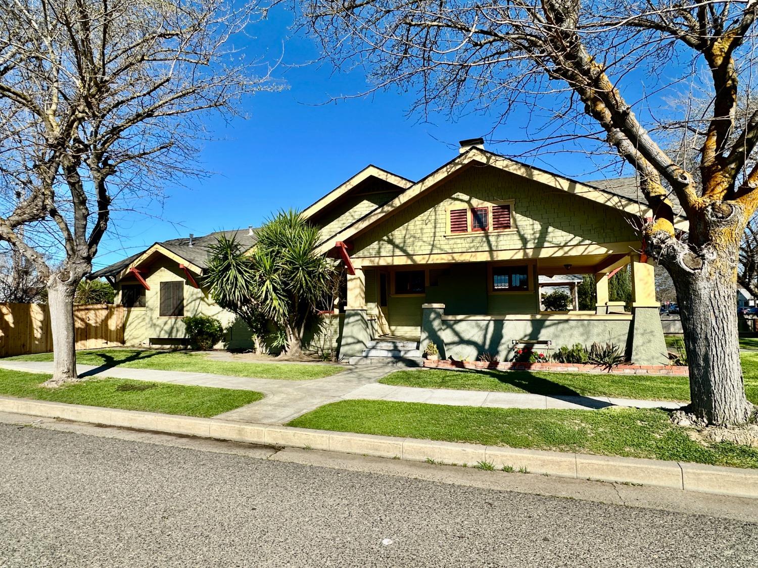 1059 Q St, Newman, CA 95360