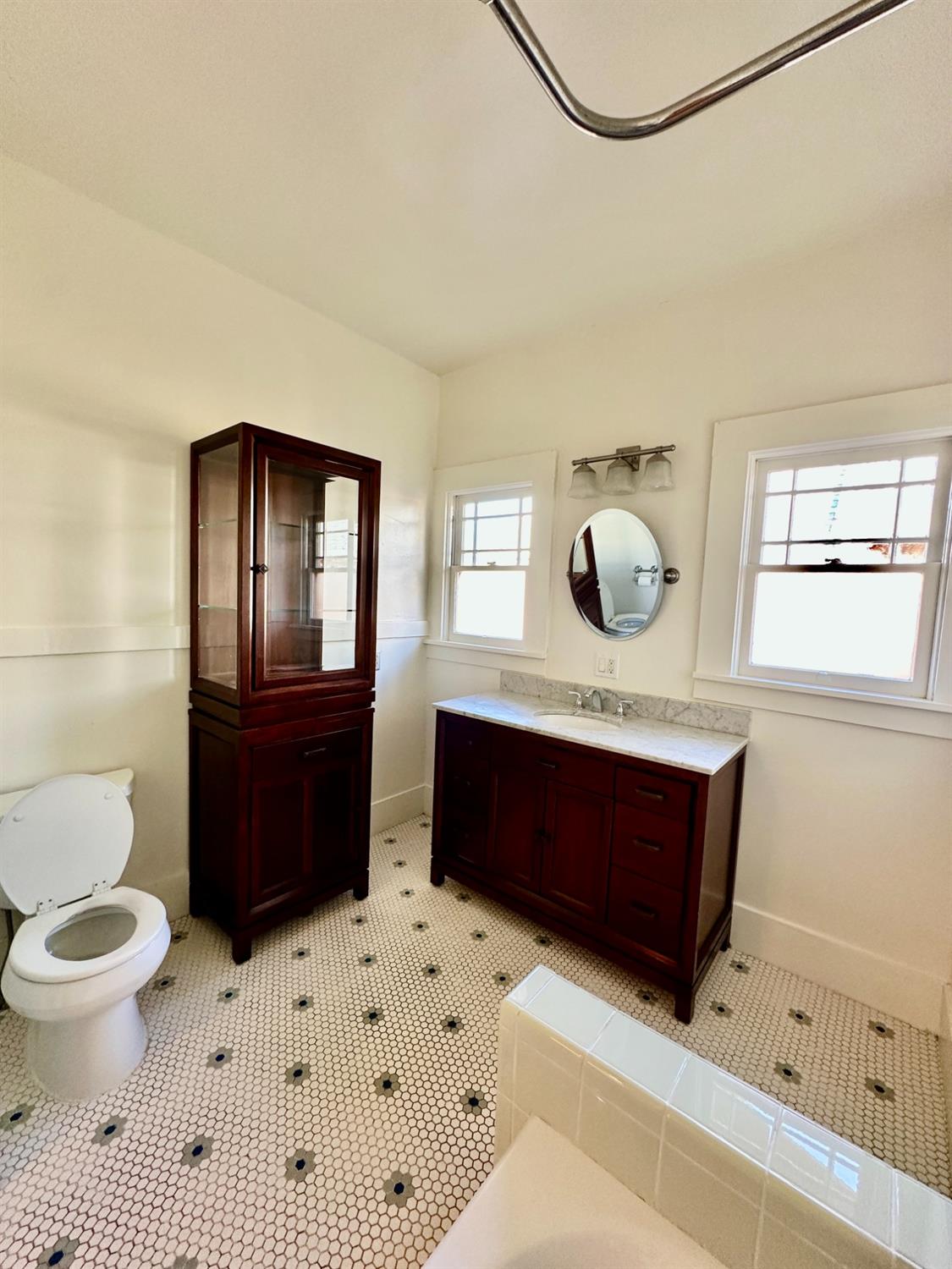 1059 Q St, Newman, CA 95360