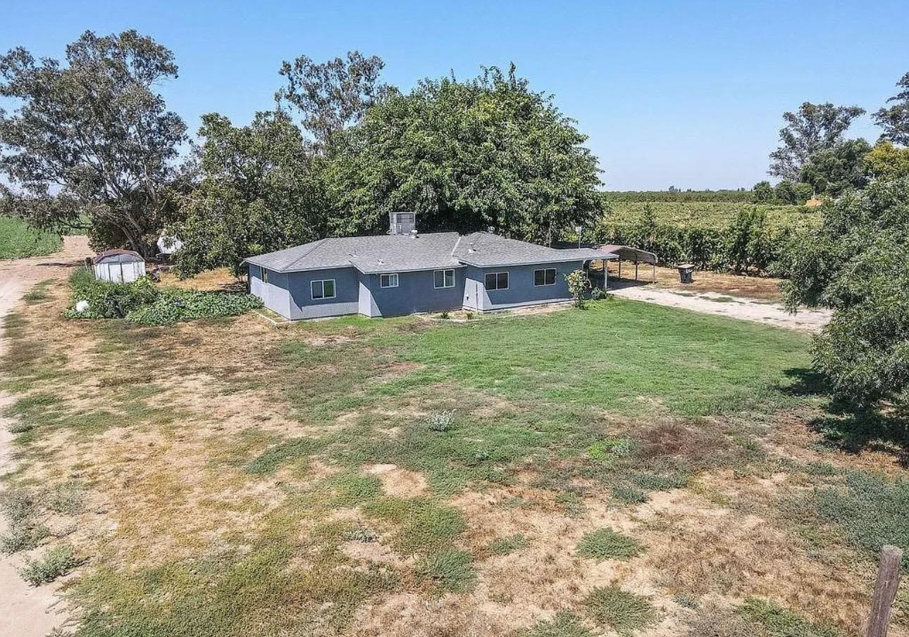 2617 Lincoln Blvd, Livingston, CA 95334