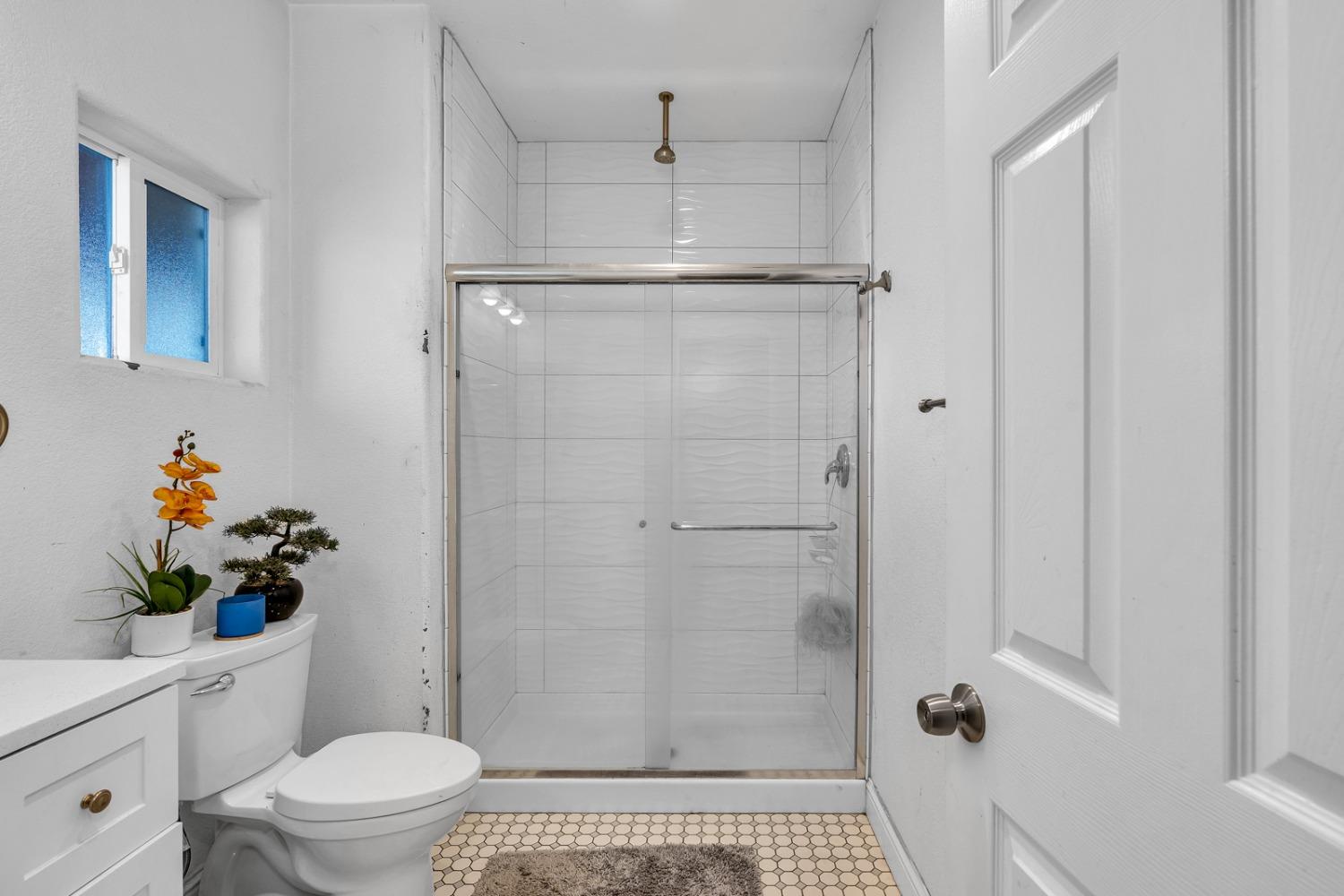 509 Kerr Ave, Modesto, CA 95354