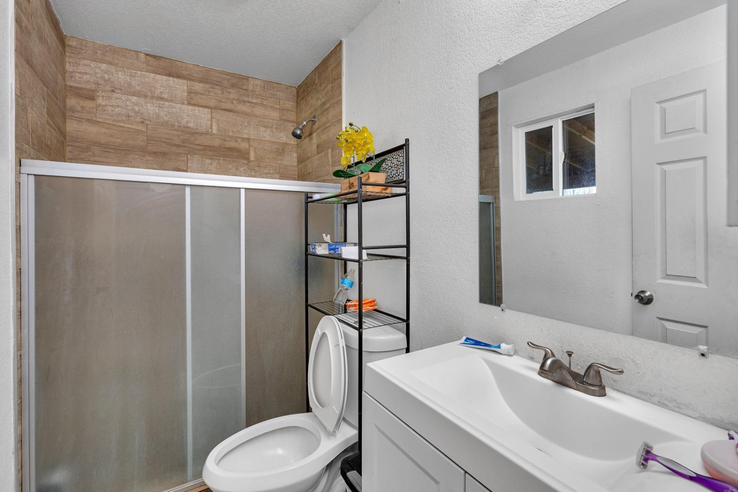 509 Kerr Ave, Modesto, CA 95354