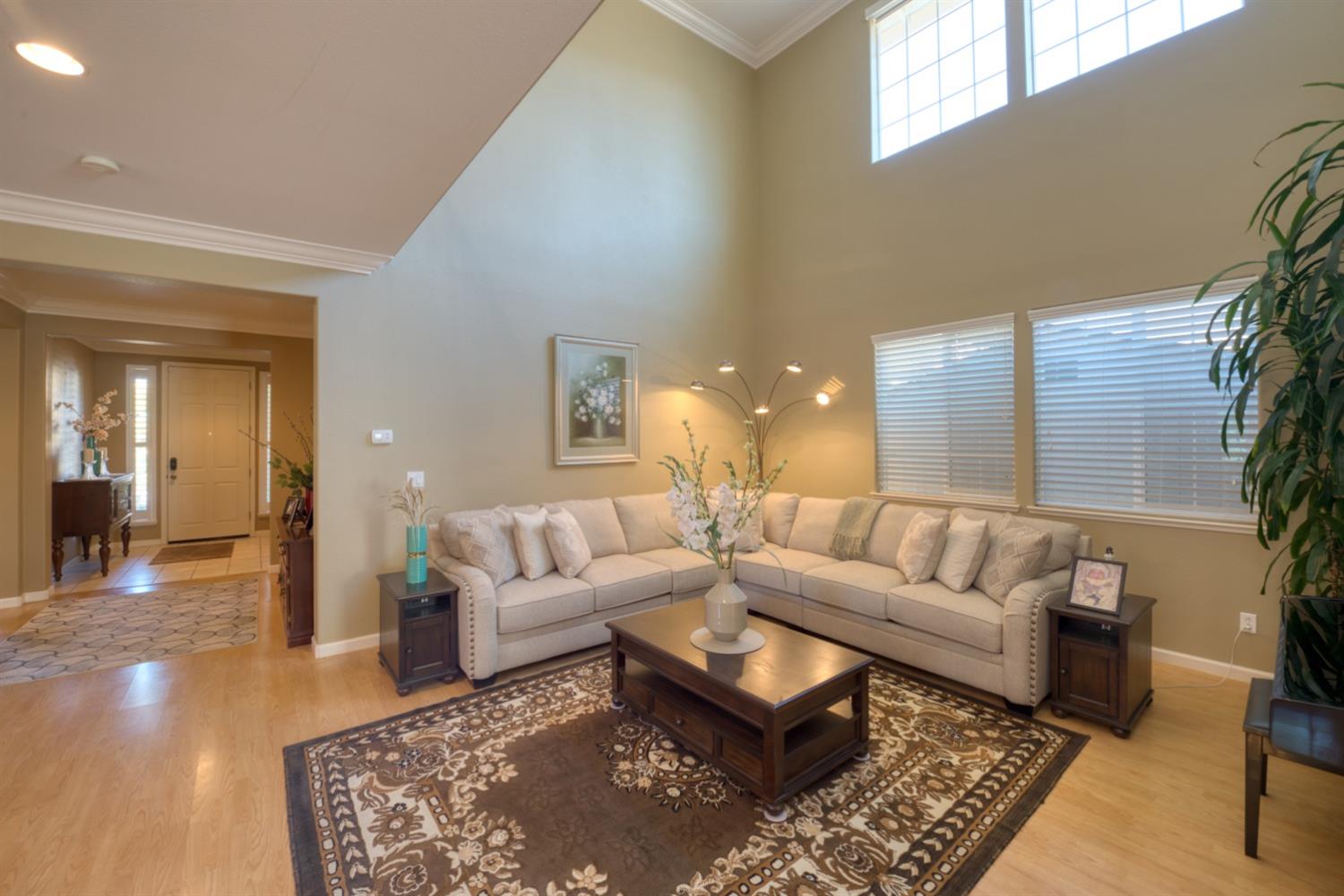 20833 Shrub Oak Dr, Patterson, CA 95363