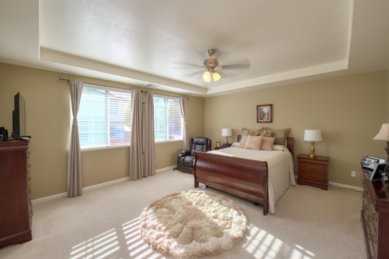 20833 Shrub Oak Dr, Patterson, CA 95363