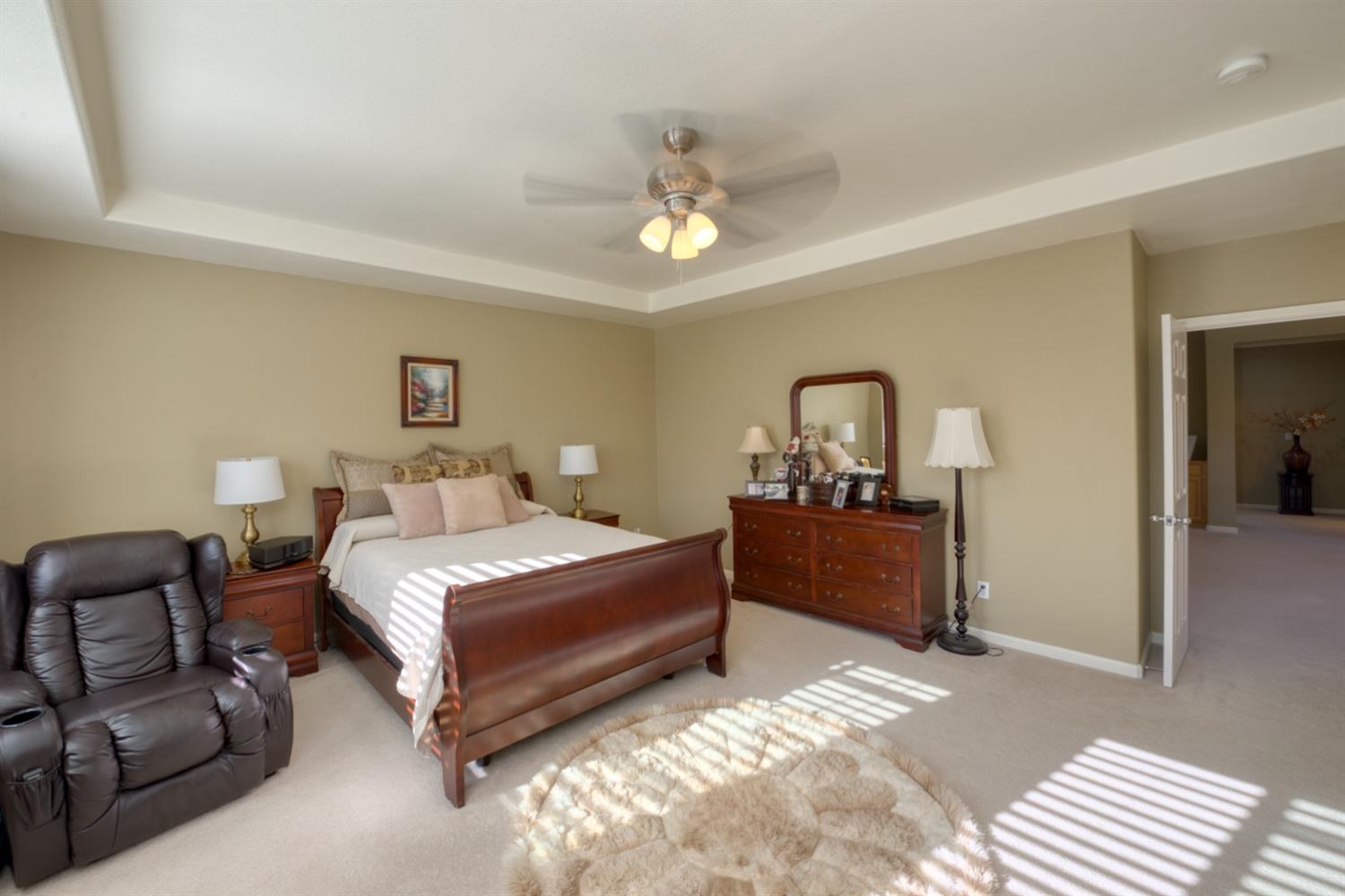 20833 Shrub Oak Dr, Patterson, CA 95363