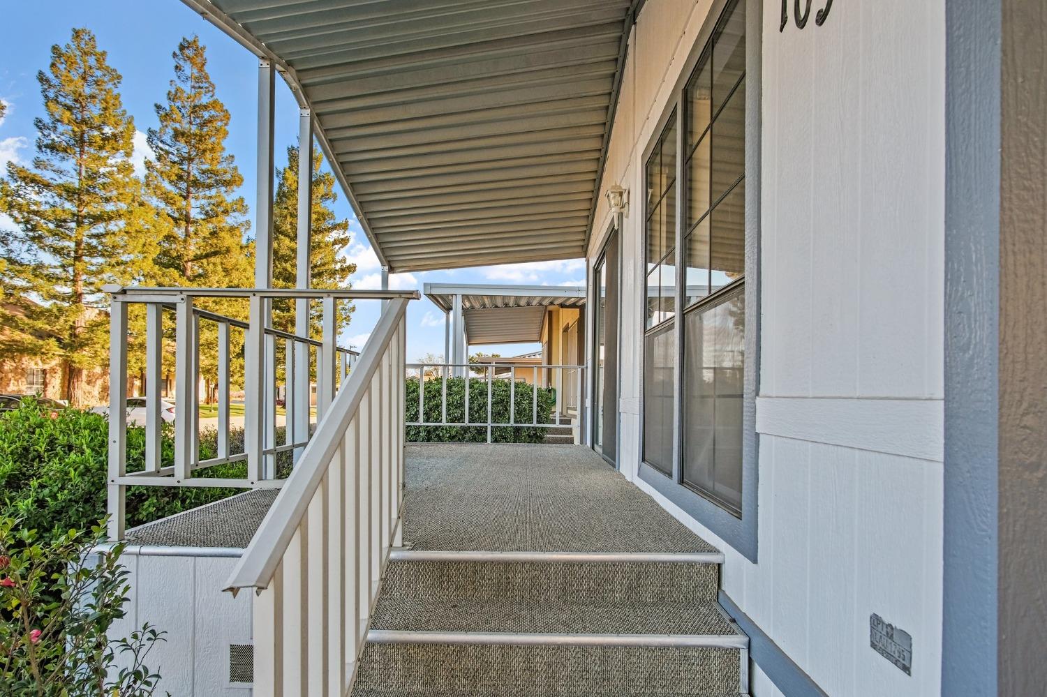 1500 Held Dr #103, Modesto, CA 95355