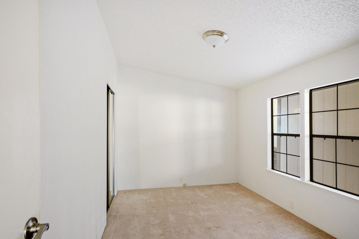 1500 Held Dr #103, Modesto, CA 95355