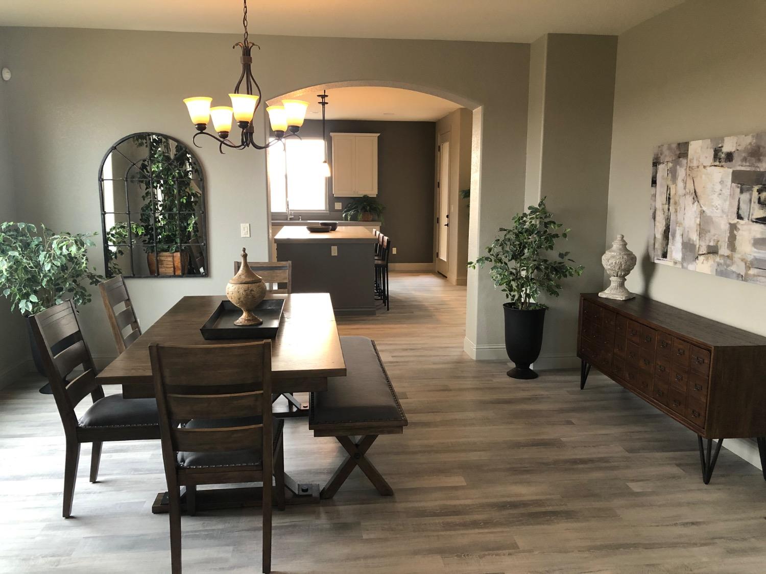 8752 N Privado Ct, Hilmar, CA 95324