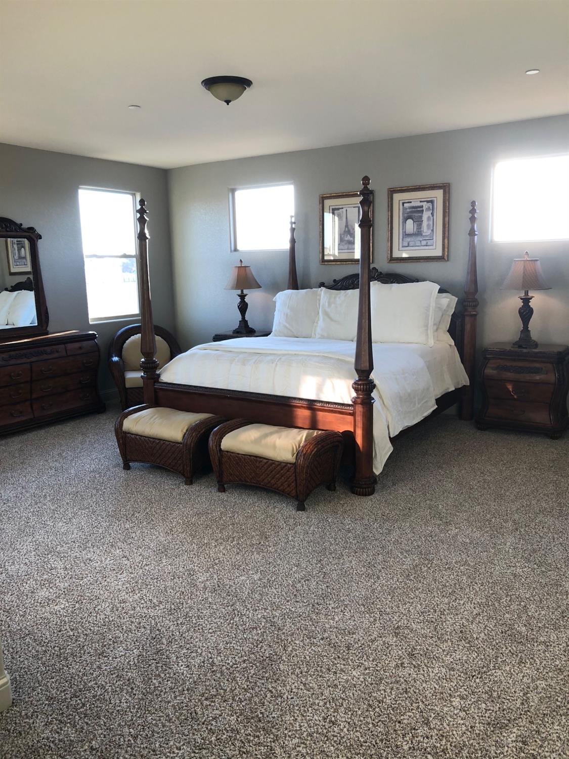 8752 N Privado Ct, Hilmar, CA 95324