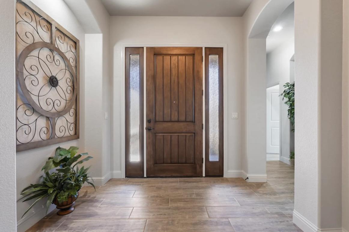 8740 N Privado Ct, Hilmar, CA 95324