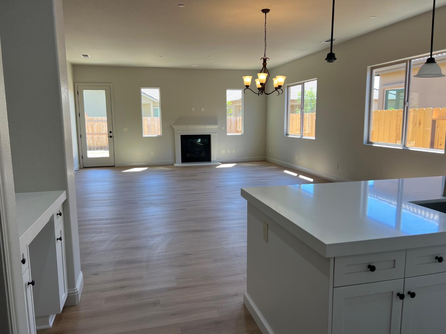 8740 N Privado Ct, Hilmar, CA 95324