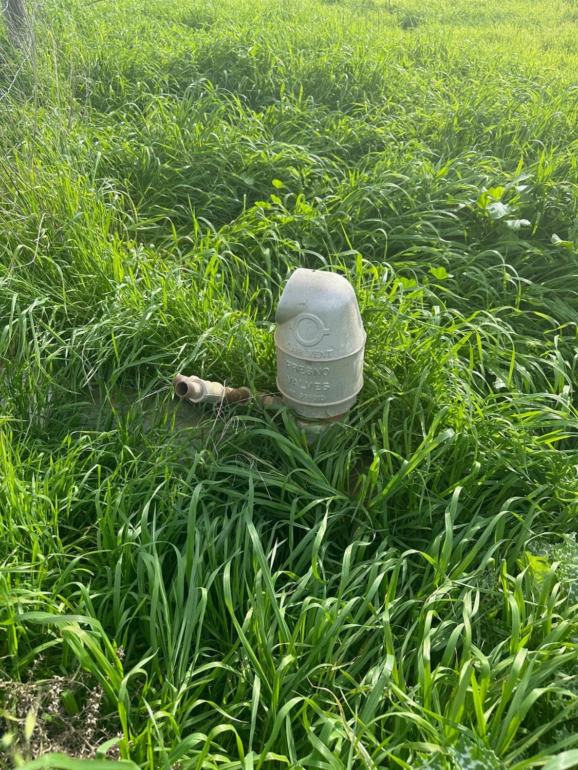 1 Billy Wright Rd, Los Banos, CA 93635