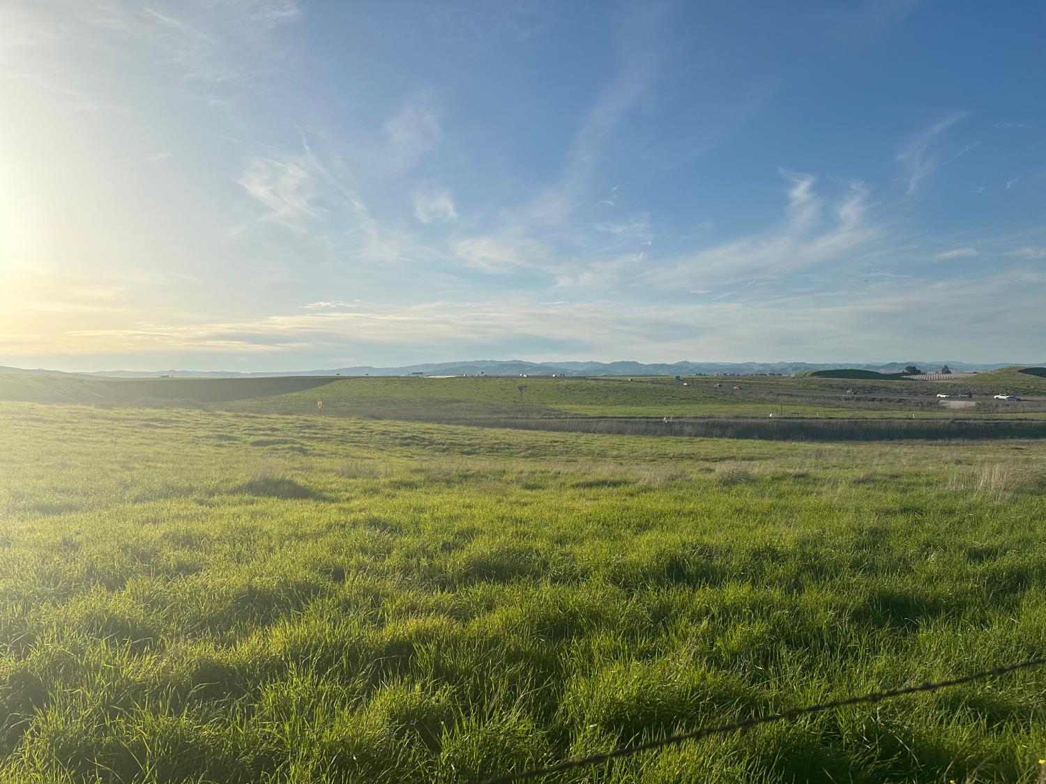 1 Billy Wright Rd, Los Banos, CA 93635