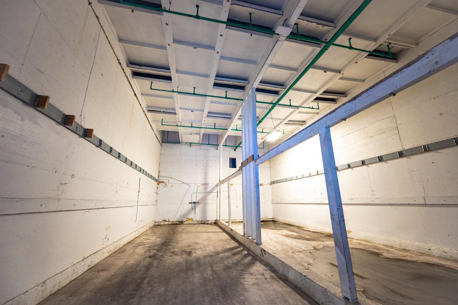 200 N Uruappan, Dinuba, CA 93618