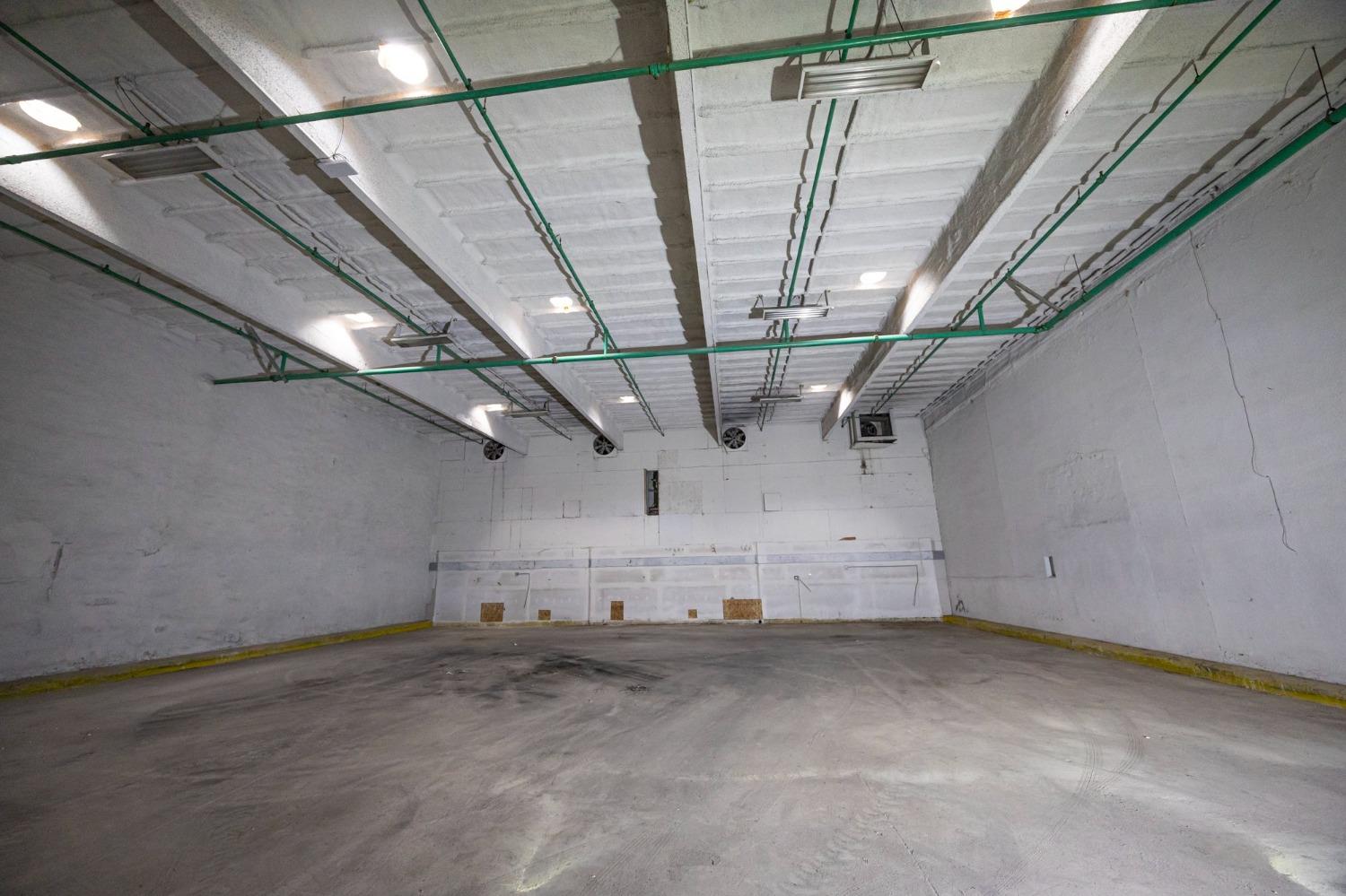 200 N Uruappan, Dinuba, CA 93618