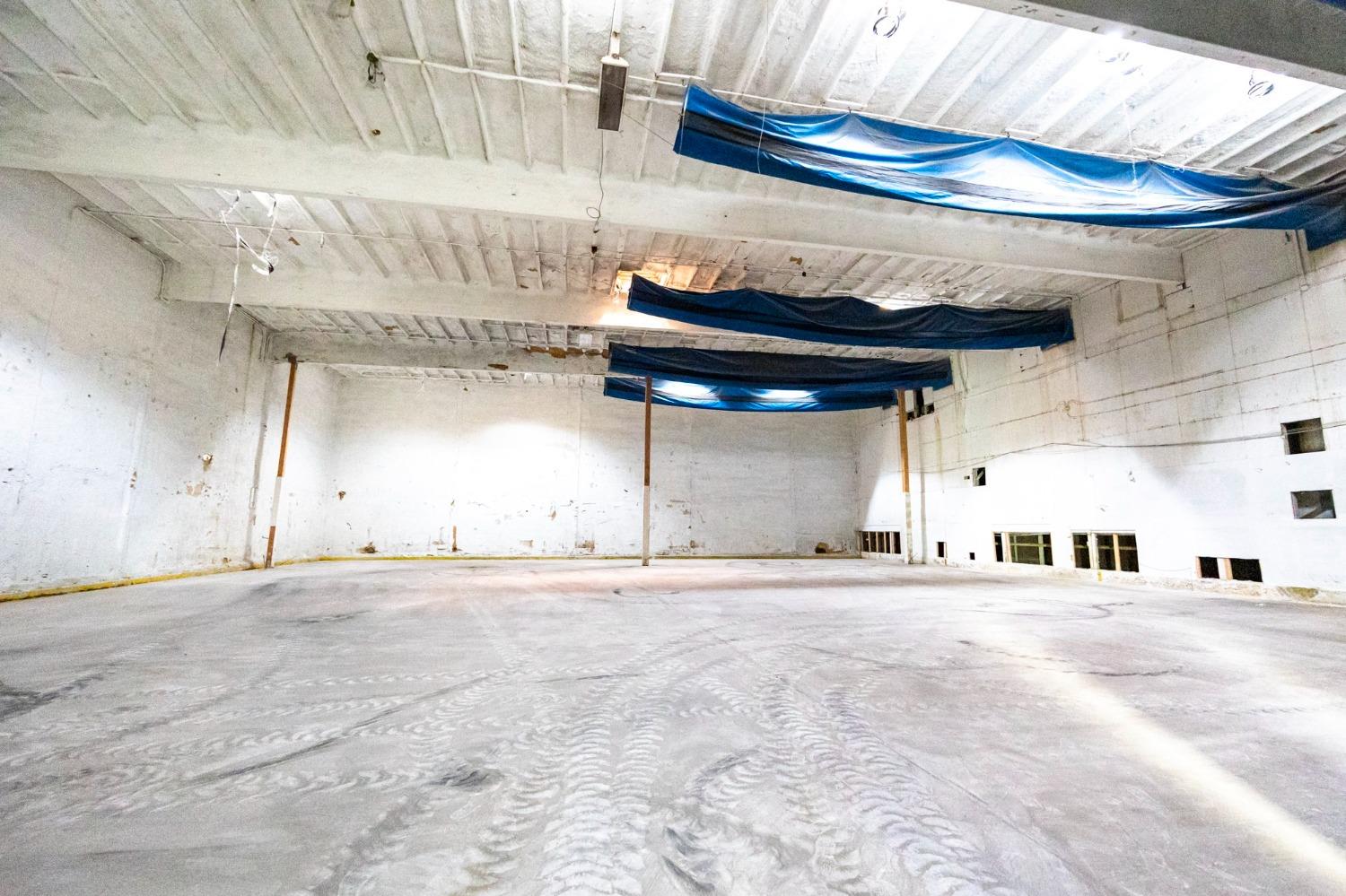 200 N Uruappan, Dinuba, CA 93618