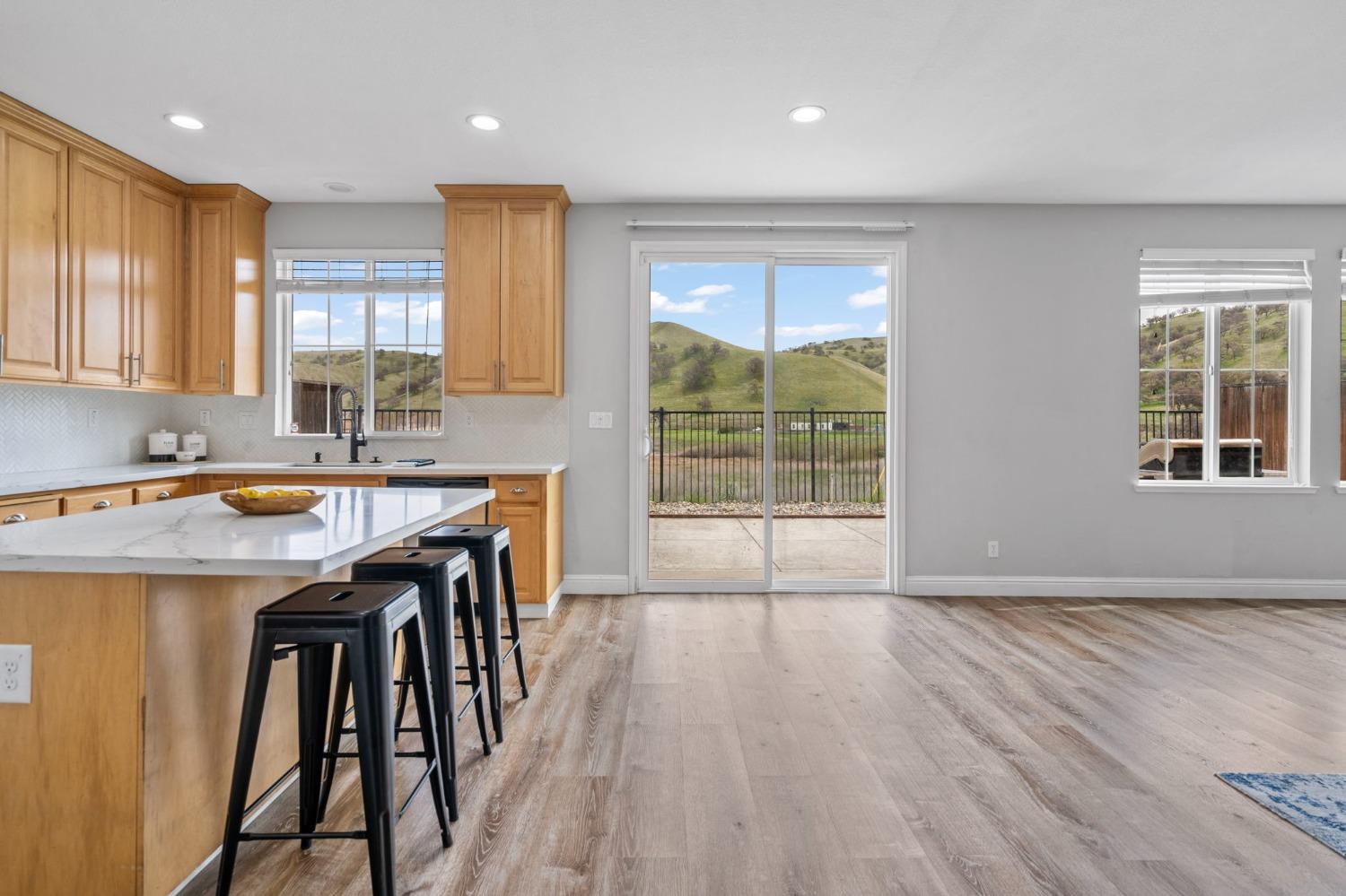 9389 Vintner Cir, Patterson, CA 95363