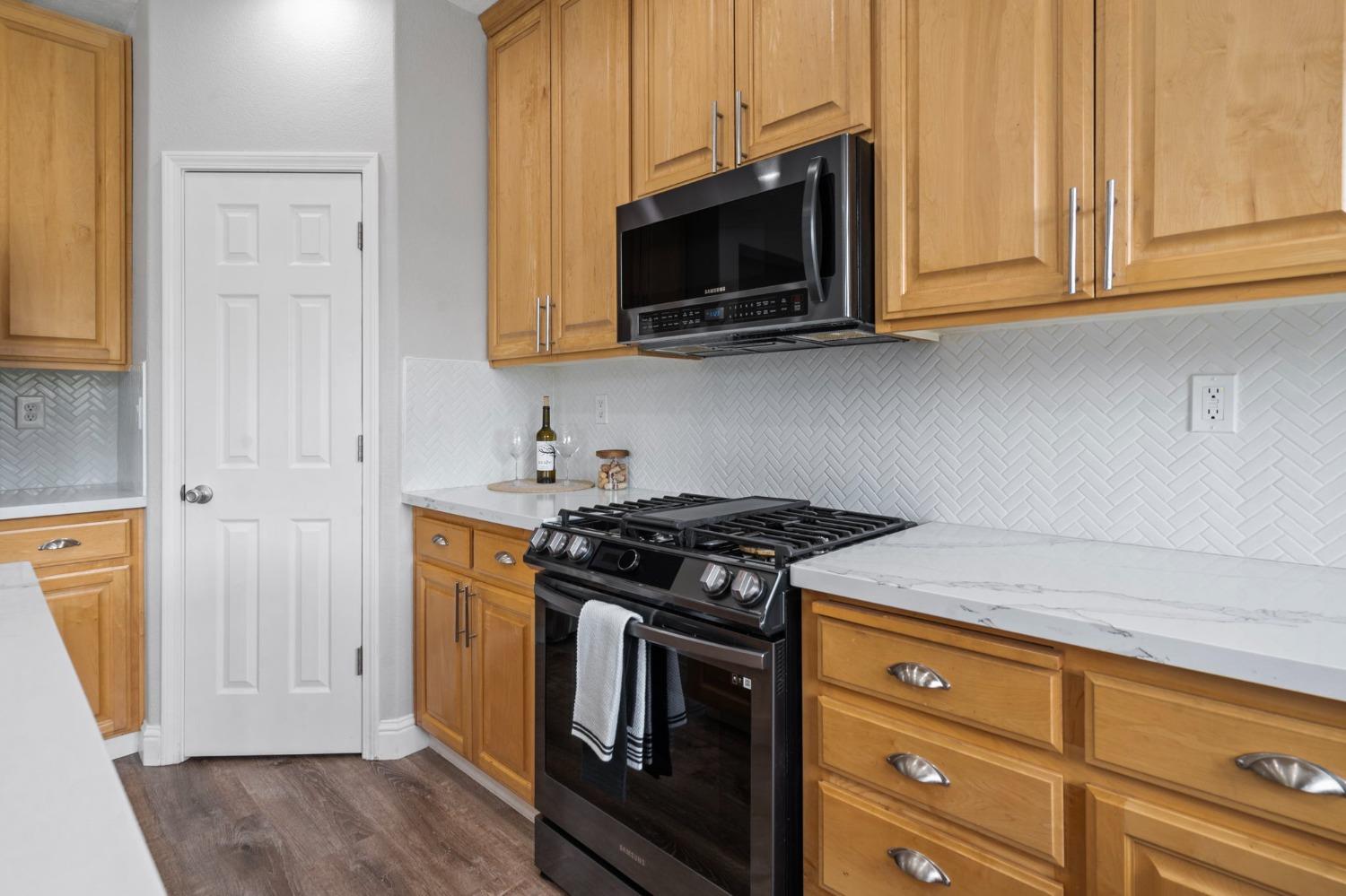 9389 Vintner Cir, Patterson, CA 95363