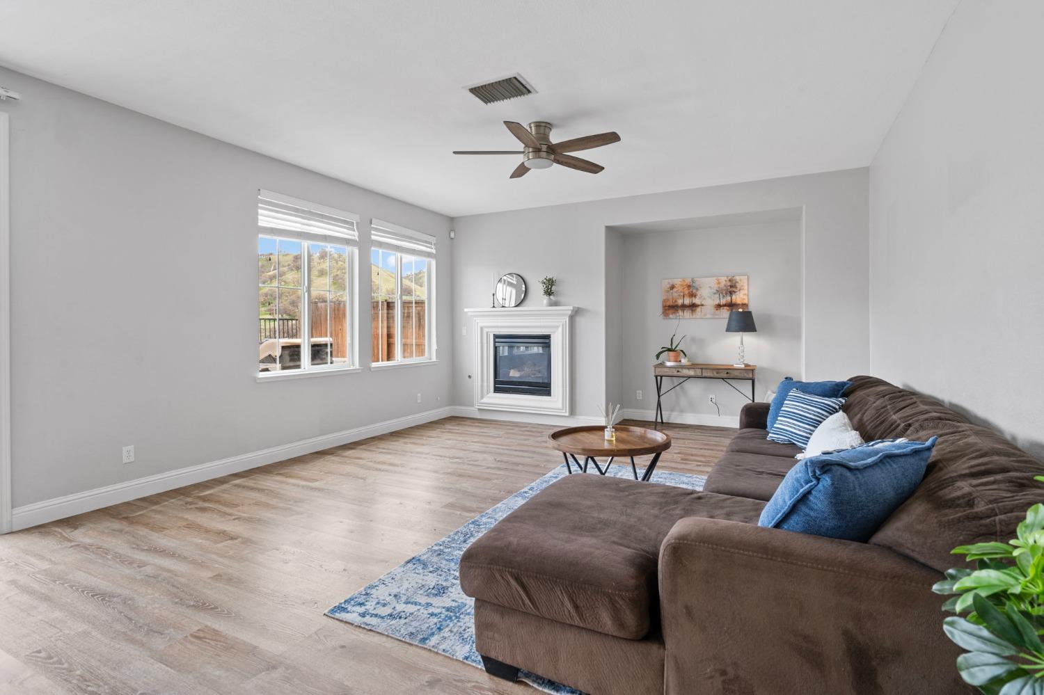 9389 Vintner Cir, Patterson, CA 95363