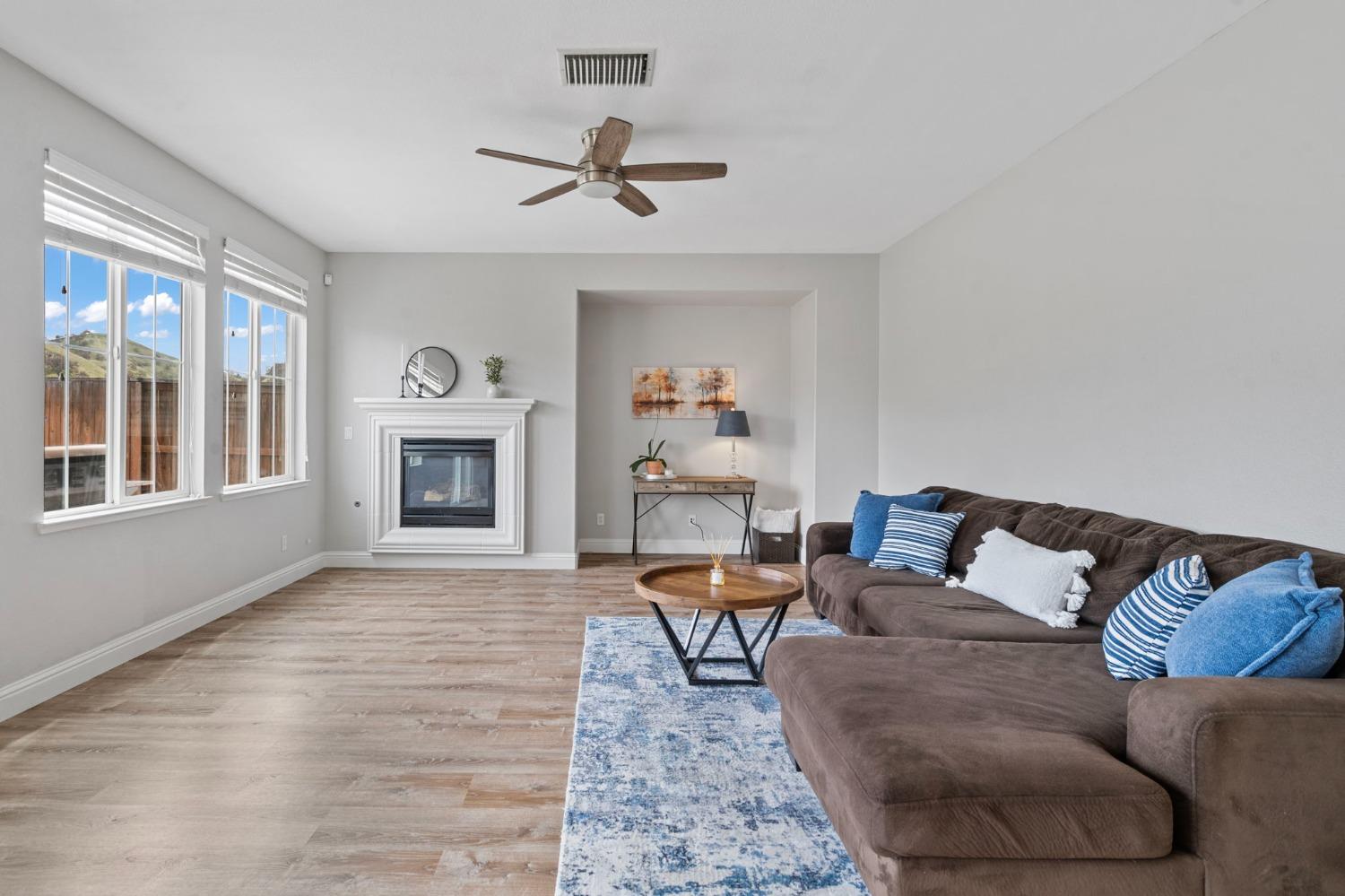 9389 Vintner Cir, Patterson, CA 95363