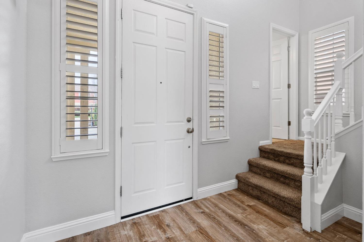 9389 Vintner Cir, Patterson, CA 95363