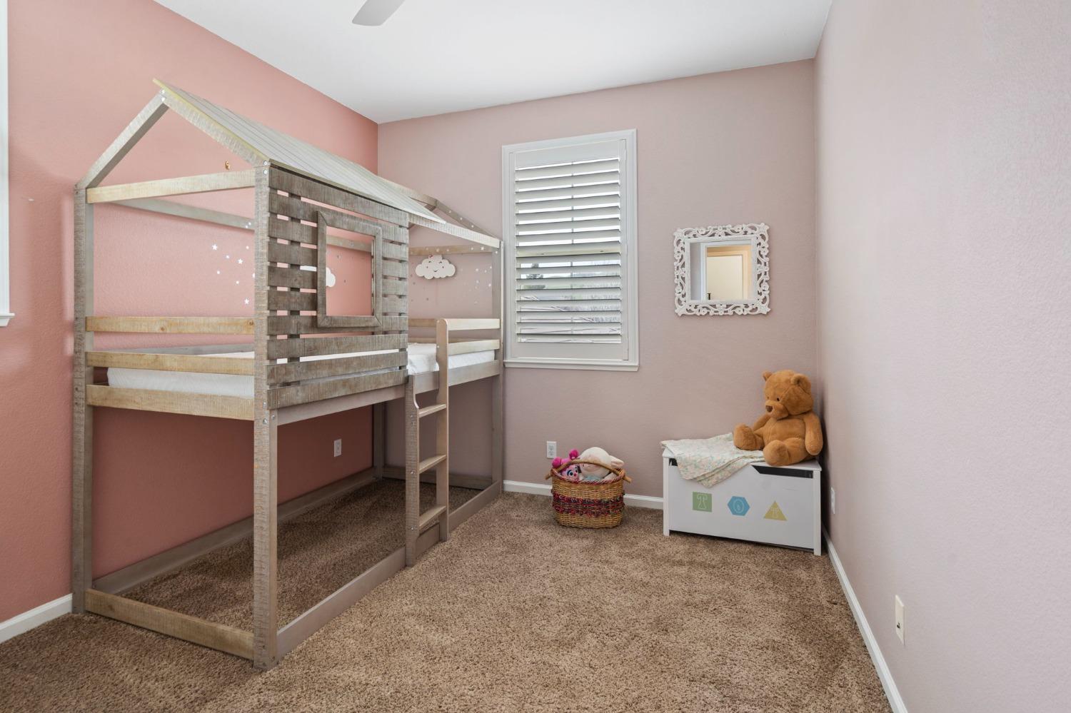 9389 Vintner Cir, Patterson, CA 95363