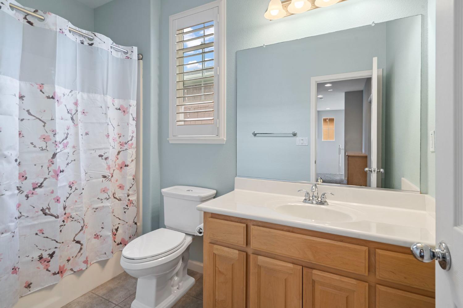 9389 Vintner Cir, Patterson, CA 95363