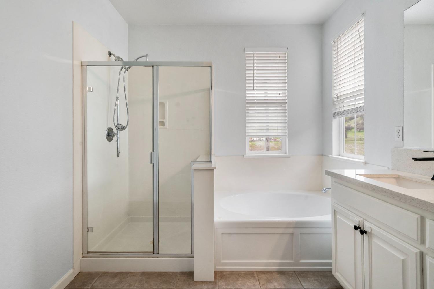 9389 Vintner Cir, Patterson, CA 95363