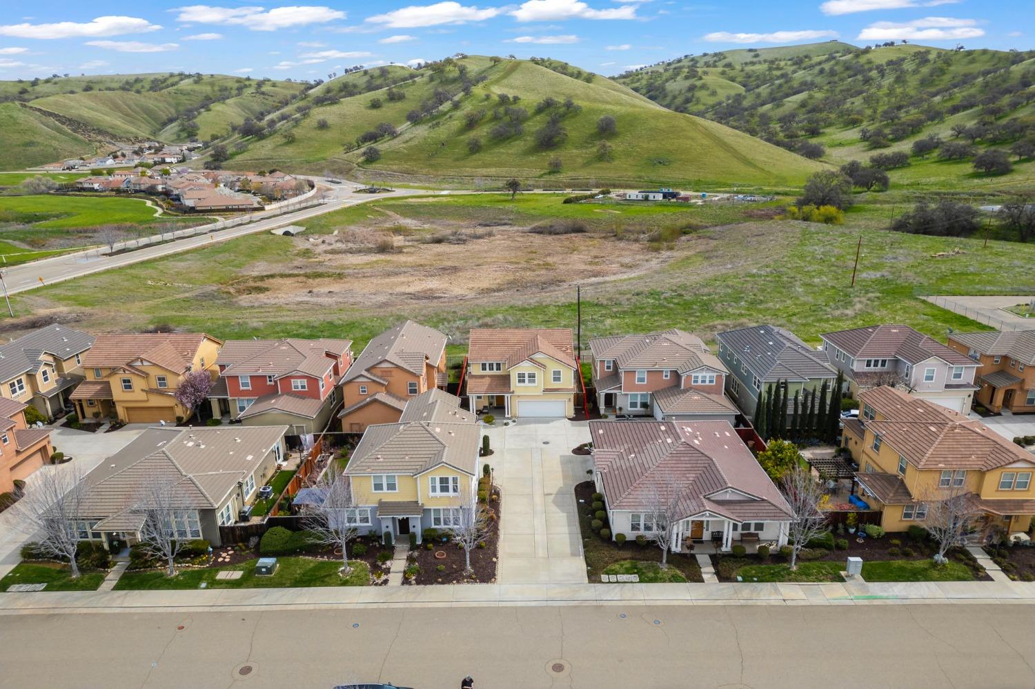 9389 Vintner Cir, Patterson, CA 95363