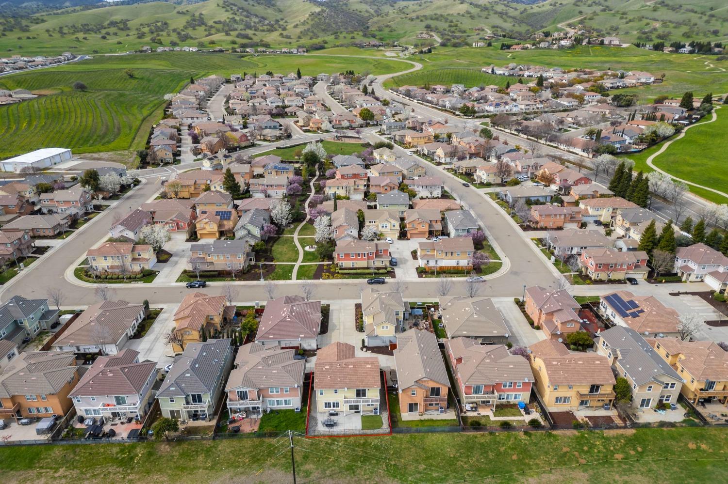 9389 Vintner Cir, Patterson, CA 95363