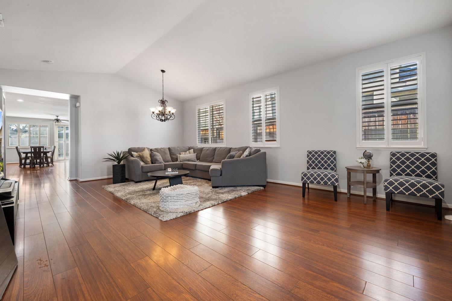 20633 Sarazen Pl, Patterson, CA 95363