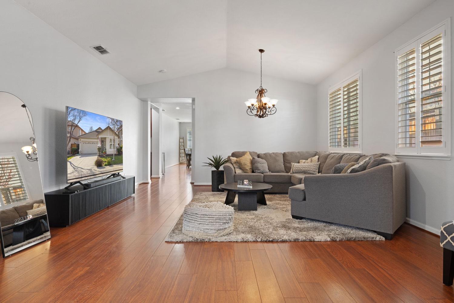 20633 Sarazen Pl, Patterson, CA 95363