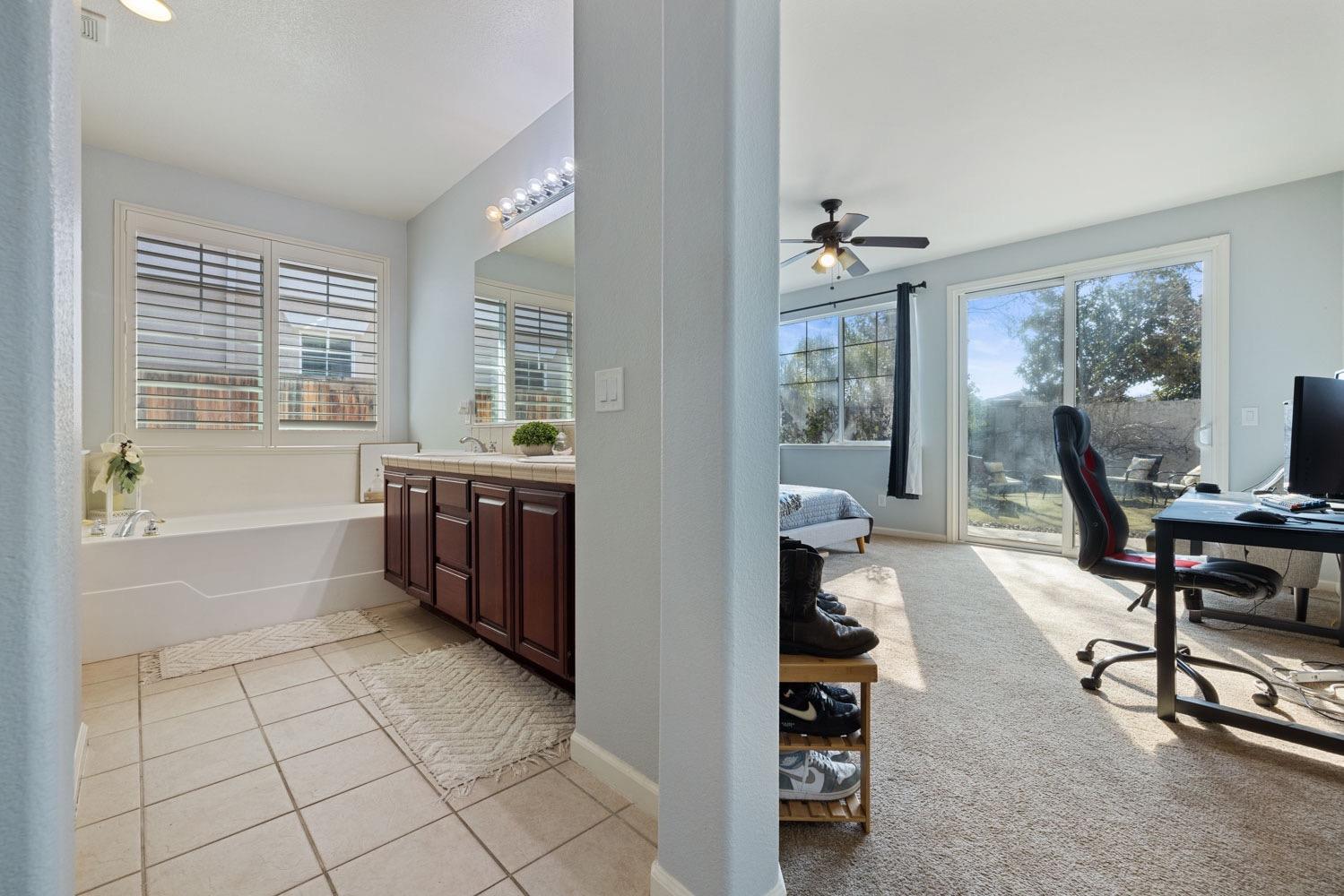 20633 Sarazen Pl, Patterson, CA 95363