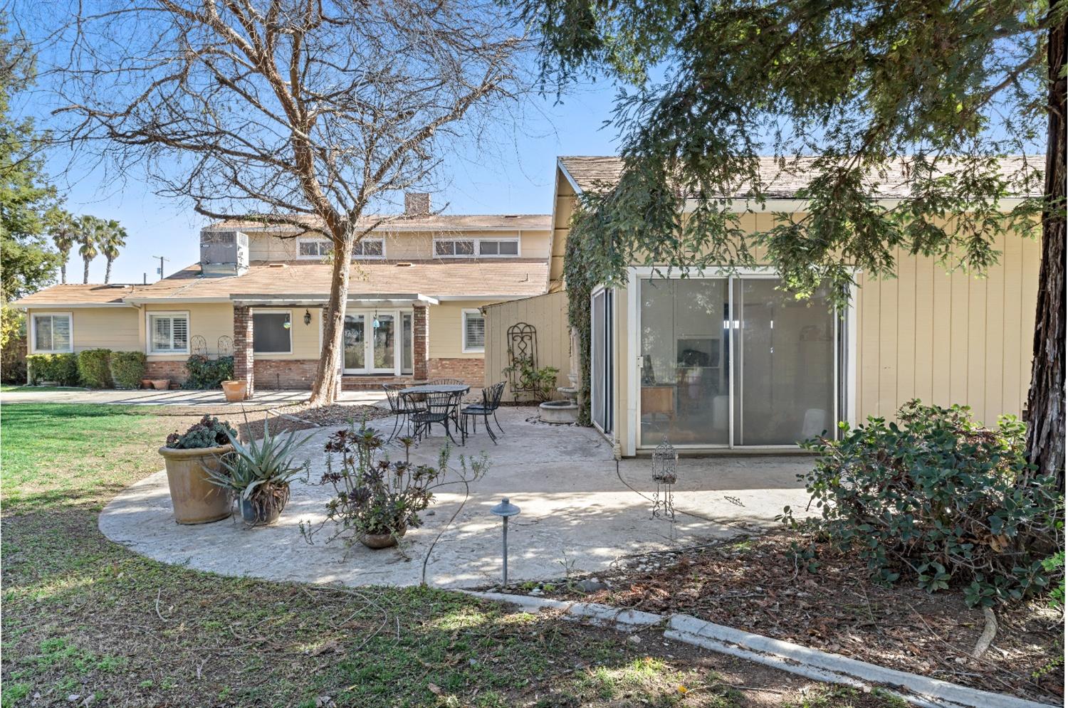 1119 N Verduga Rd, Turlock, CA 95380