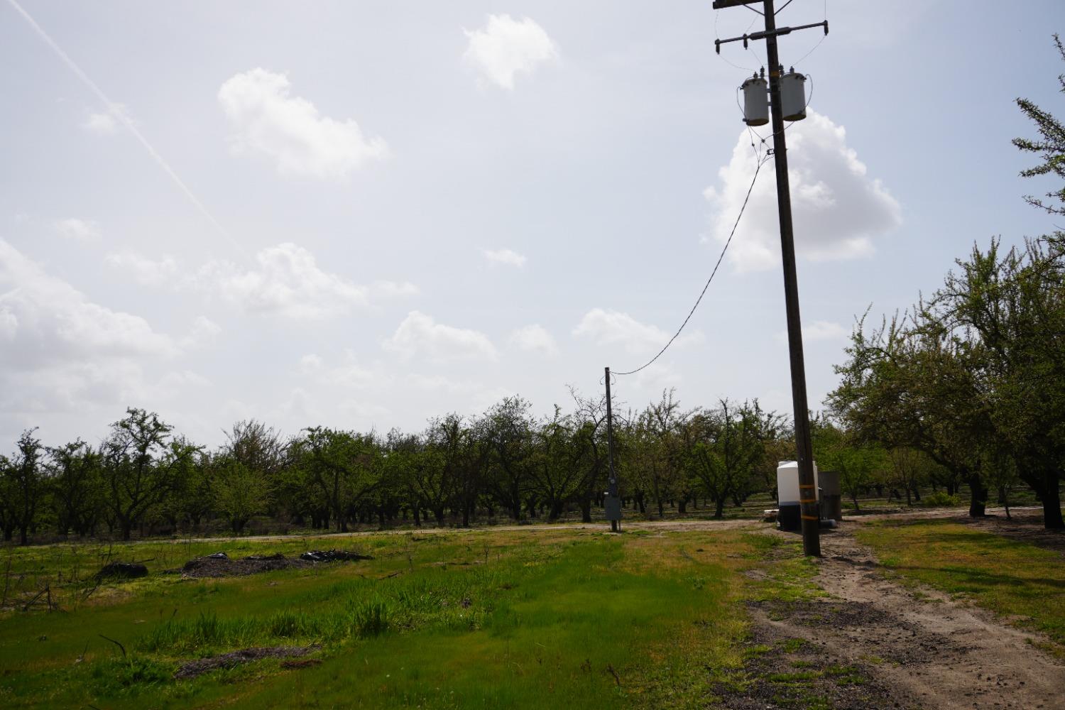 11150 E Highway 120, Manteca, CA 95336