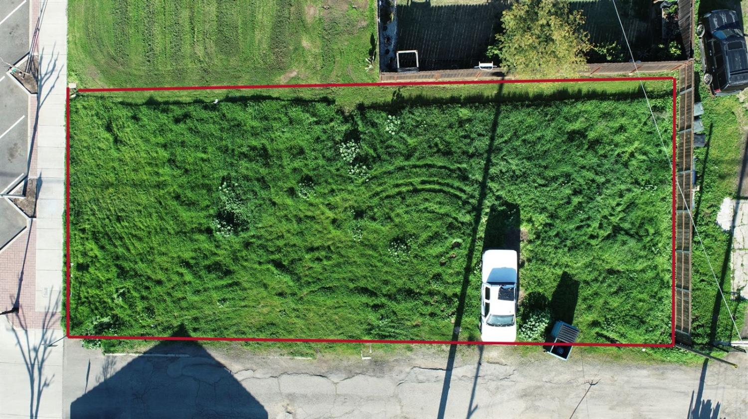 12716 Bentley St, Waterford, CA 95386