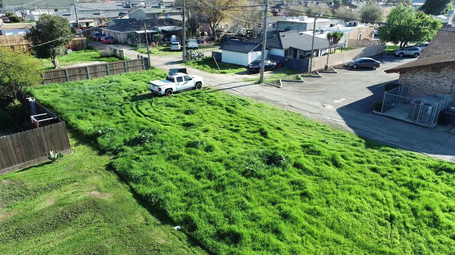 12716 Bentley St, Waterford, CA 95386