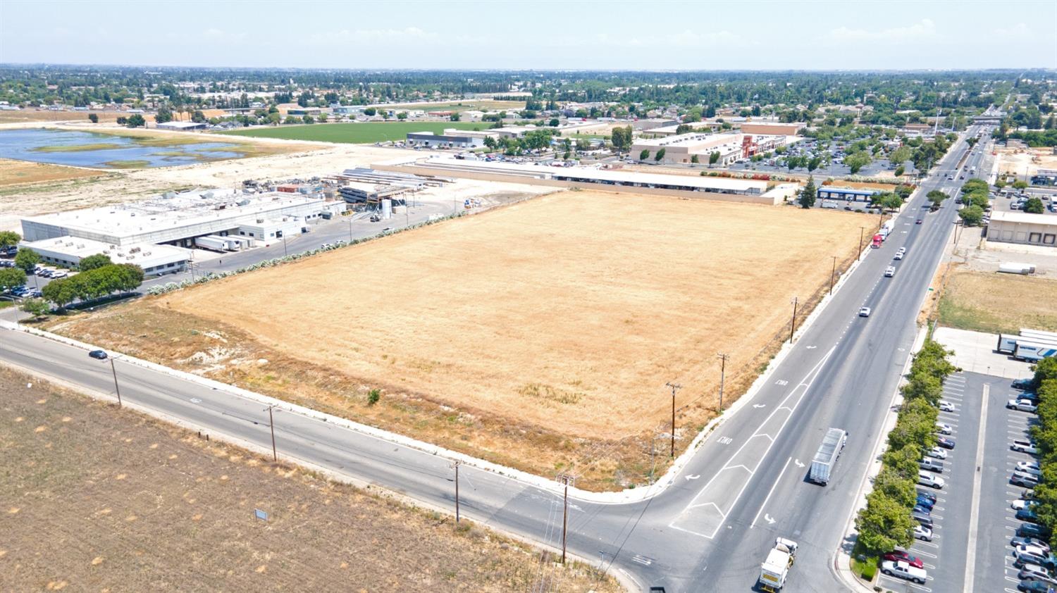 2625 W Main St, Turlock, CA 95380